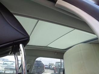 Peugeot 2008 1.2 picture 19