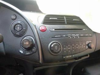 Honda Civic 1.4 picture 12