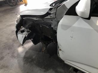 Kia Cee d 1.6 CRDI D4FB picture 13