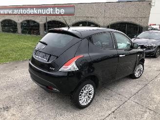 Auto incidentate Lancia Ypsilon GOLD 0.9 AUTOMATIQUE 2013/10