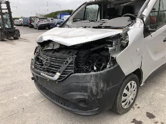 Nissan NV300 2.0 DCI picture 9