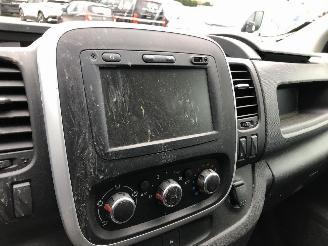 Nissan NV300 2.0 DCI picture 18