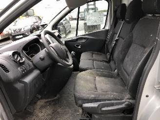 Nissan NV300 2.0 DCI picture 16