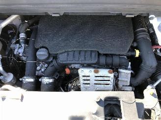 Citroën C4-picasso 1.2 TURBO AUTOMATIQU picture 17