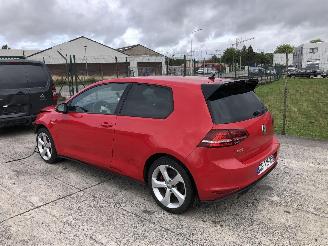 krockskadad bil auto Volkswagen Golf 2.0  GTI   TSI 2015/6