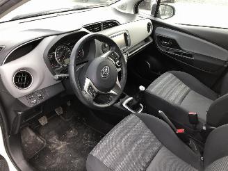 Toyota Yaris 1.0 picture 5