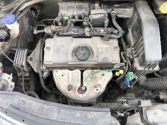 Peugeot 207 1.4  KFV picture 21