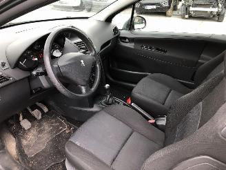 Peugeot 207 1.4  KFV picture 5