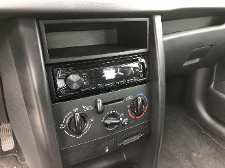 Peugeot 207 1.4  KFV picture 19