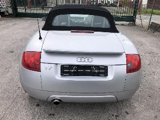 Audi TT ROADSTER 180 picture 9