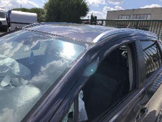 Suzuki SX4 1.6 picture 12