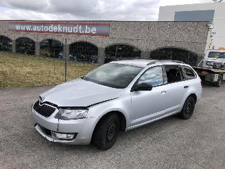 Démontage voiture Skoda Octavia 1.6 TDI    CXXA 2016/1