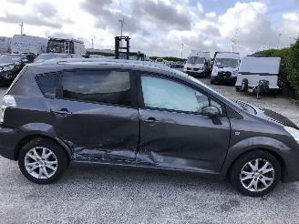 Toyota Corolla-verso 2.2 D4D picture 10