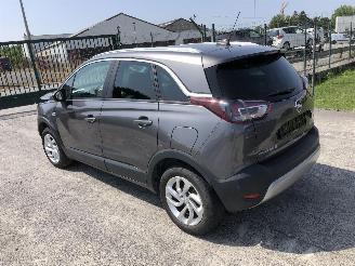 krockskadad bil auto Opel Crossland 1.2 INNOVATION 2020/1