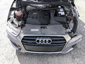 Audi Q3 2.0 TDI  S-TRONIC picture 13