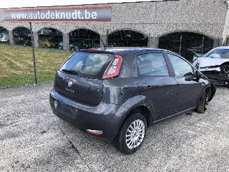 skadebil auto Fiat Punto 1.2 2012/3