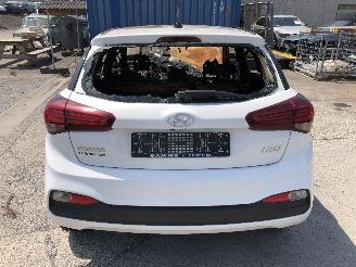 Hyundai I-20 1.2 picture 9