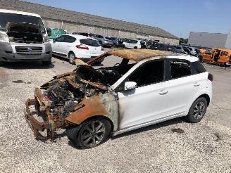 Hyundai I-20 1.2 picture 3