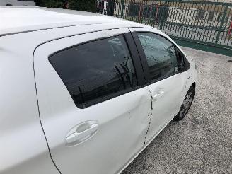 Toyota Yaris DYNAMIC picture 3