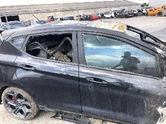 Ford Fiesta  picture 7