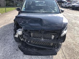 Volkswagen Touran 1.6 TDI    7 PLACES picture 14