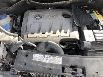 Volkswagen Touran 1.6 TDI    7 PLACES picture 9