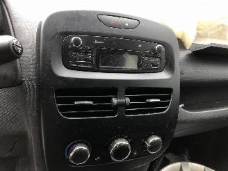 Renault Clio 1.2 picture 12