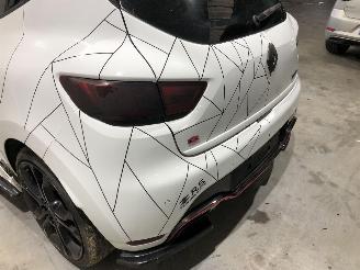 Renault Clio 1.6 TURBO   AUTOMAT picture 13