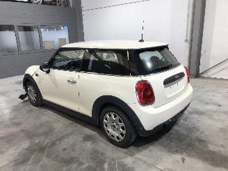 krockskadad bil auto Mini One 1.2 2014/9