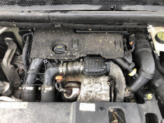 Citroën C4-picasso 1.6 HDI    7 PLACES picture 18