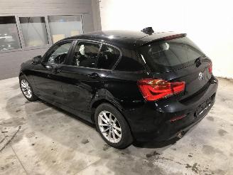Vrakbiler auto BMW 1-serie EFFICIENT DYNAMIQUE 2017/8