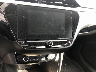 Opel Corsa 1.2 picture 12