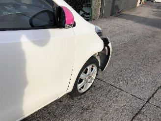Toyota iQ 1.0 picture 11