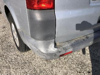 Volkswagen Transporter 2.5 TDI picture 16
