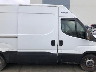 Iveco Daily 35-130 picture 11