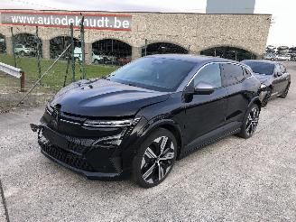 krockskadad bil auto Renault Mégane E-TECH ELECTRIQUE 2022/5