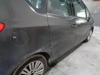 Opel Meriva 1.7 CDTI picture 11