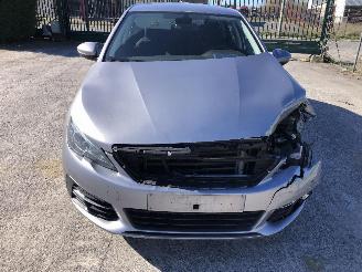 Peugeot 308 1.5 HDI AUTOMATIQ picture 13