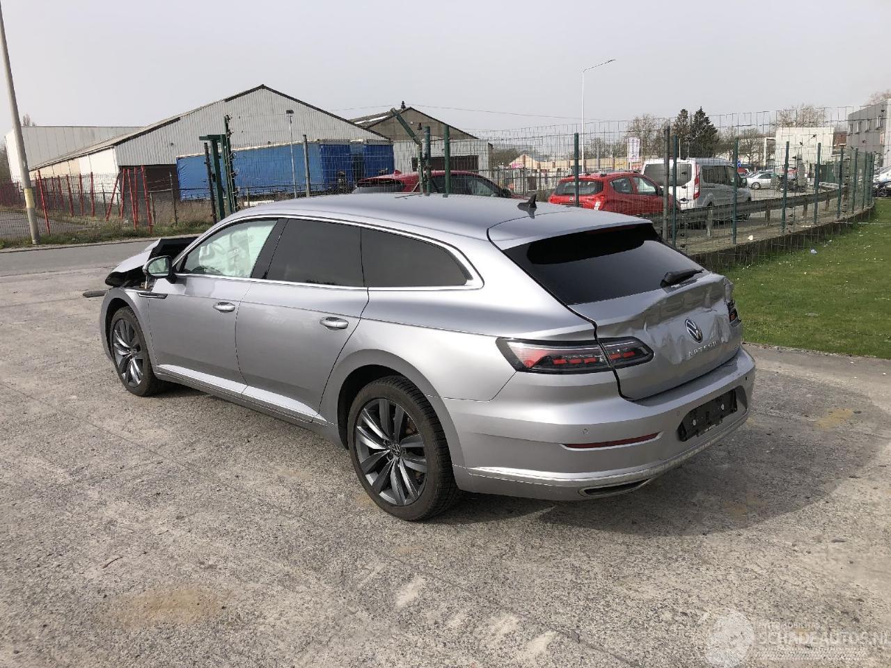 Volkswagen Arteon COMBI 1.4 HYBRIDE