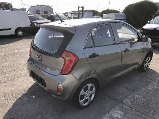 Kia Picanto 1.0 picture 3