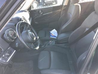 Mini Cooper 1.5 HYBRIDE picture 6