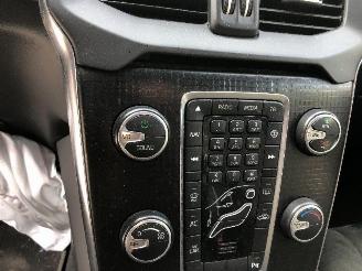 Volvo V-40 2.0 D   R-DESIGN picture 25