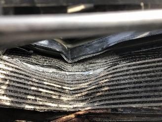 Volvo V-40 2.0 D   R-DESIGN picture 2