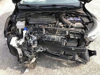 Kia Stonic 1.6 CRDI LAUNCH EDITION picture 17