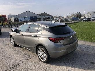 Opel Astra 1.6 CDTI AUTOMATIQUE picture 2