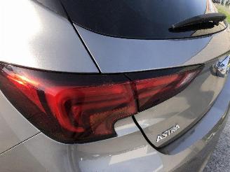 Opel Astra 1.6 CDTI AUTOMATIQUE picture 16