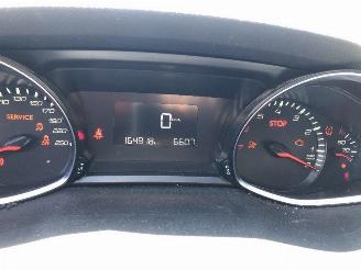 Peugeot 308 break 1.2 TURBO picture 17