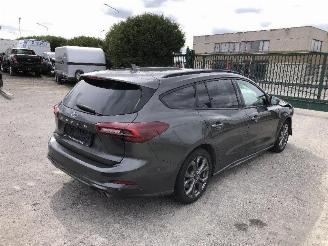 Unfallwagen Ford Focus BREAK 1.5 TDCI ST LINE 2022/4