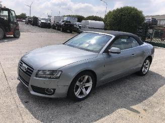 krockskadad bil auto Audi A5 cabrio 2.0 TDI 2010/9