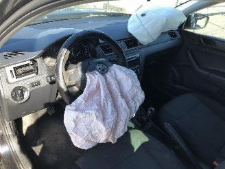 Skoda Rapid 1.6 tdi picture 5